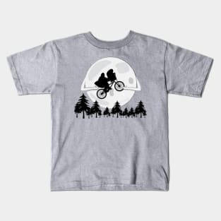 ET Hug Kids T-Shirt